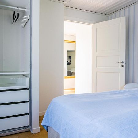 Exclusive Tranquil Villa By The Sea, Boat Available Drottningskär Exteriör bild