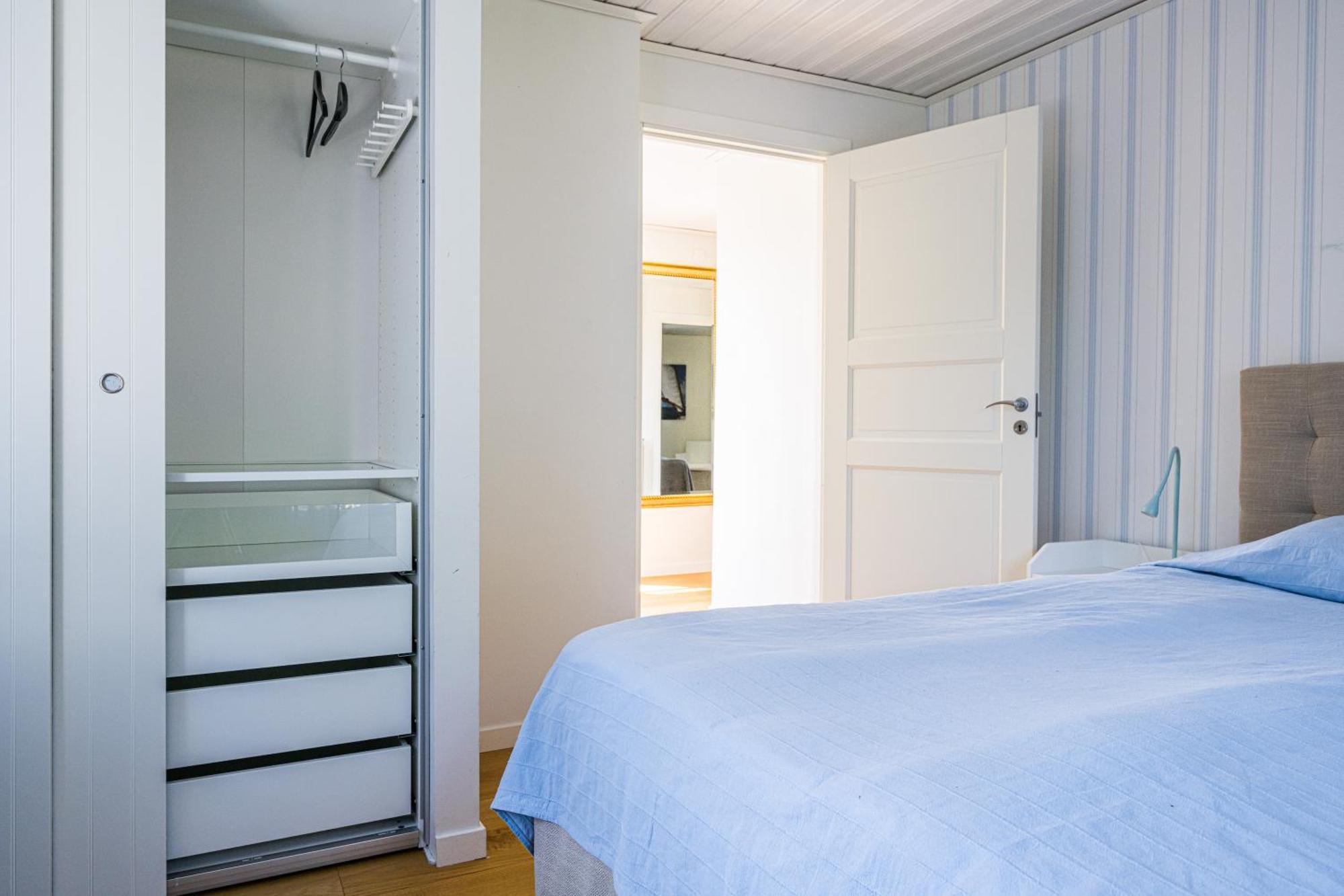 Exclusive Tranquil Villa By The Sea, Boat Available Drottningskär Exteriör bild