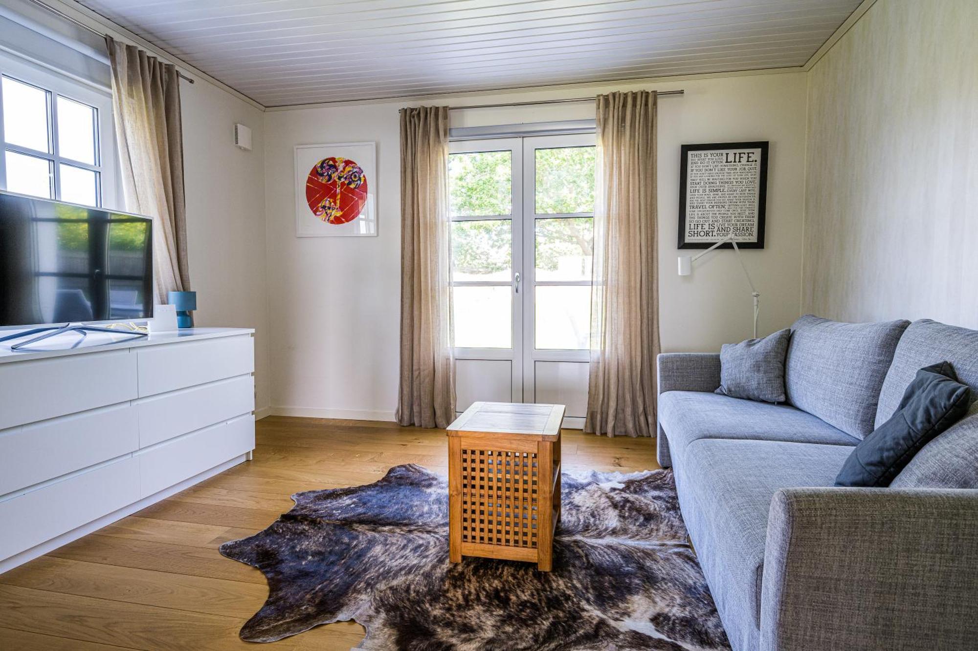 Exclusive Tranquil Villa By The Sea, Boat Available Drottningskär Exteriör bild